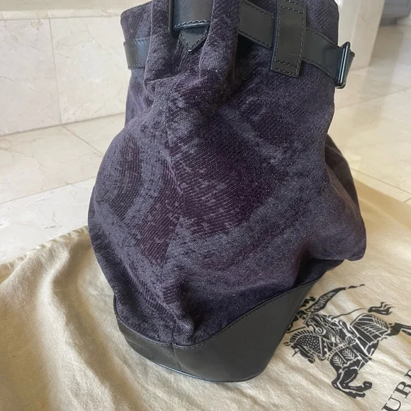 Burberry Rare Oversized Hobo Bag - Picture 4 of 16